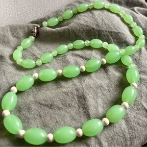 Green Beaded Women's Necklace - Unbranded